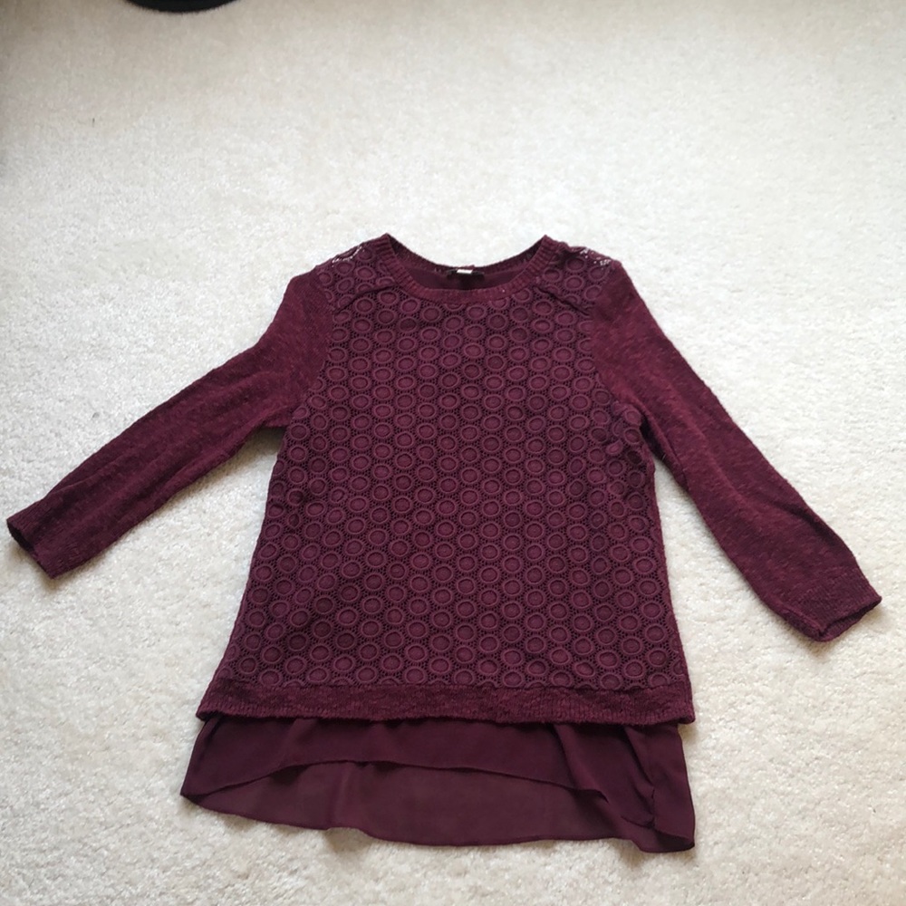 Lucky Brand small maroon 3/4 sleeve top